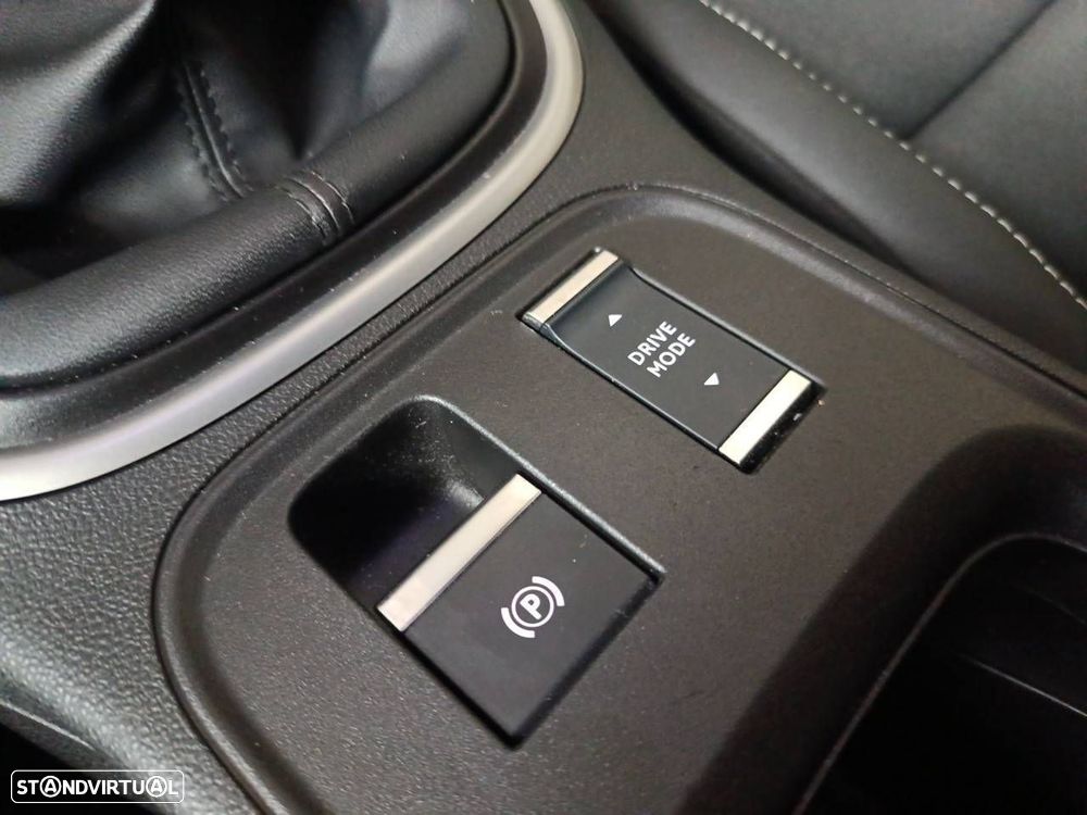 Jeep Avenger 1.2 GSE T3 Altitude - 18