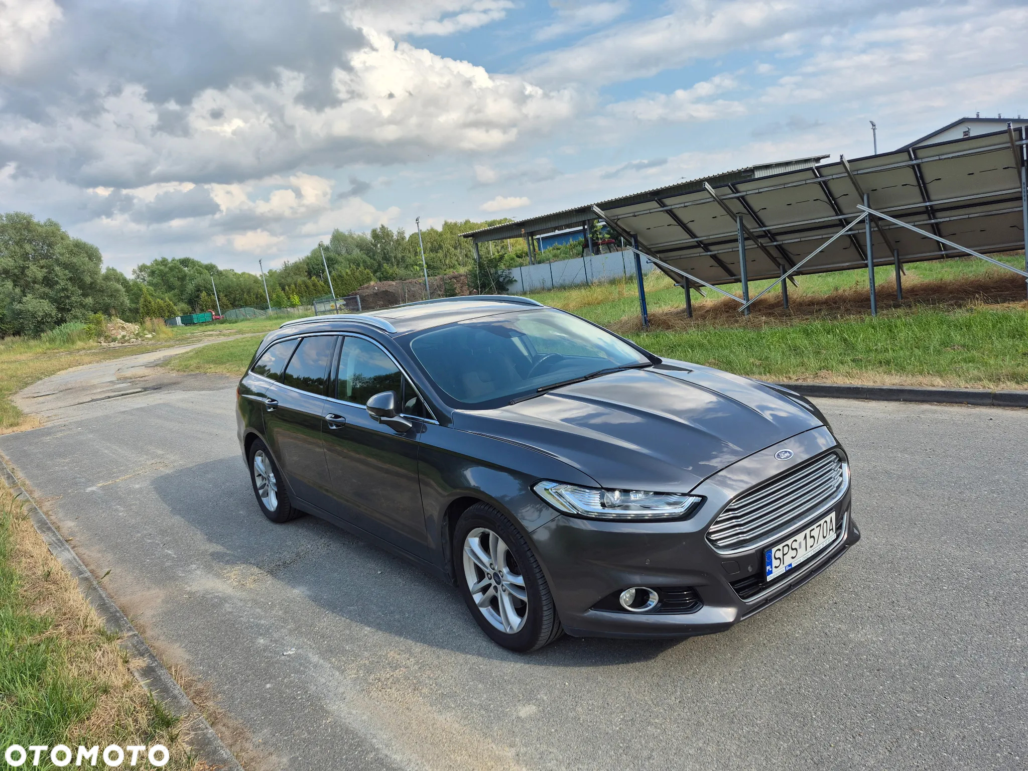 Ford Mondeo 2.0 EcoBoost Titanium - 3