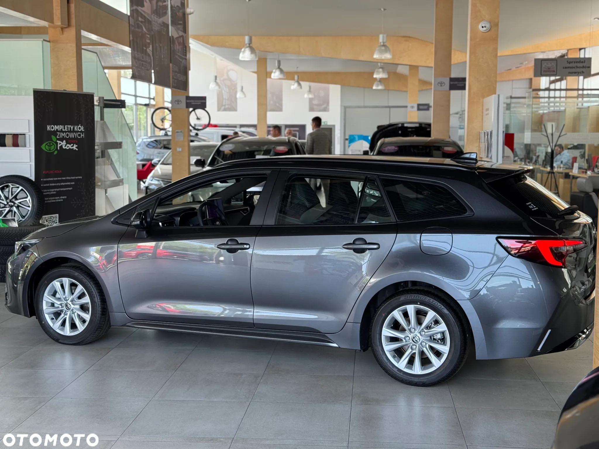 Toyota Corolla 1.8 Hybrid Comfort - 5