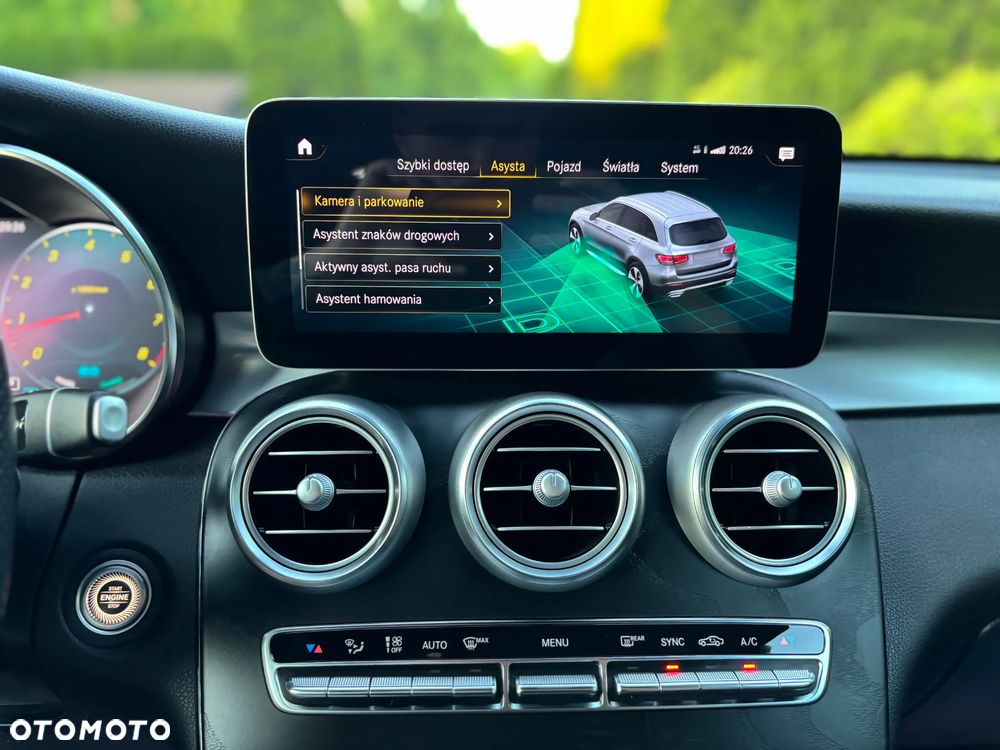 Mercedes-Benz GLC 200 4Matic 9G-TRONIC AMG Line - 35
