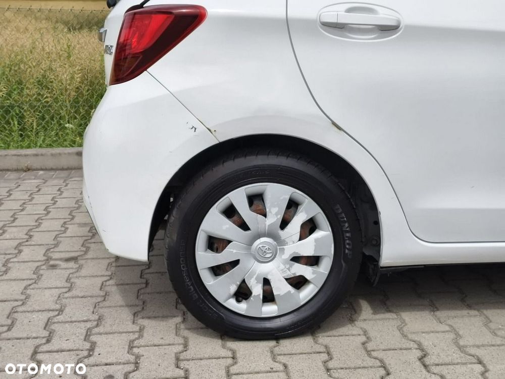 Toyota Yaris - 17