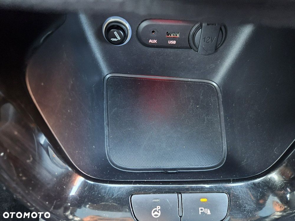 Kia Ceed 1.6 CRDi 128 Platinum Edition - 28