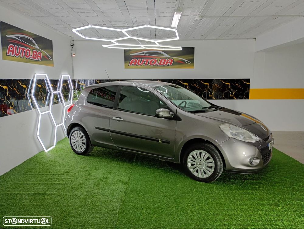 Renault Clio 1.2 16V Dynamique - 8