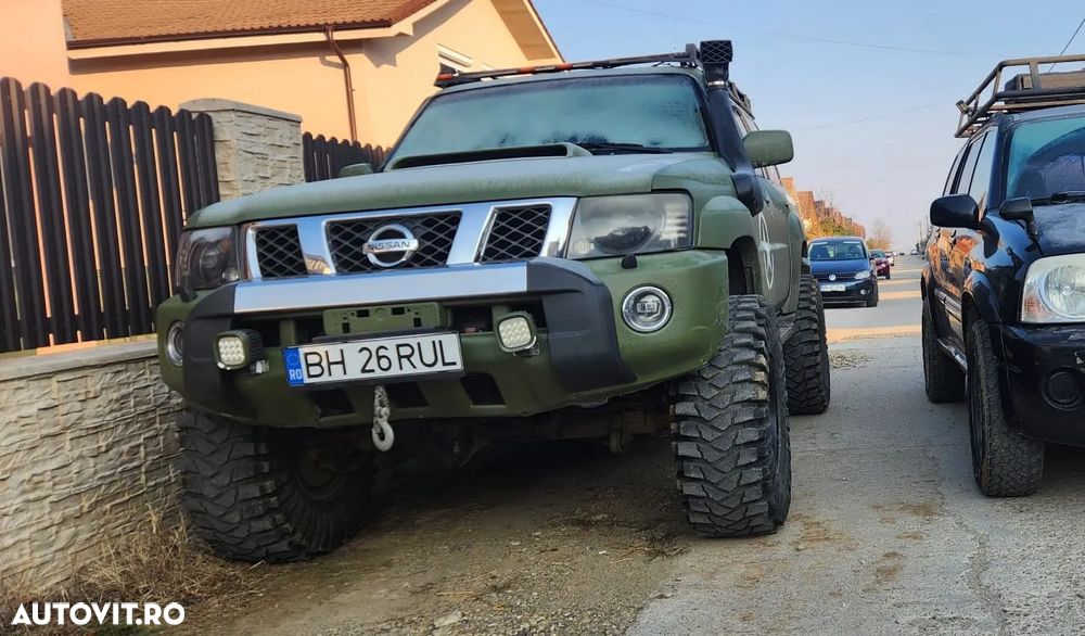 Nissan Patrol 3.0 TDI Luxury Plus - 2