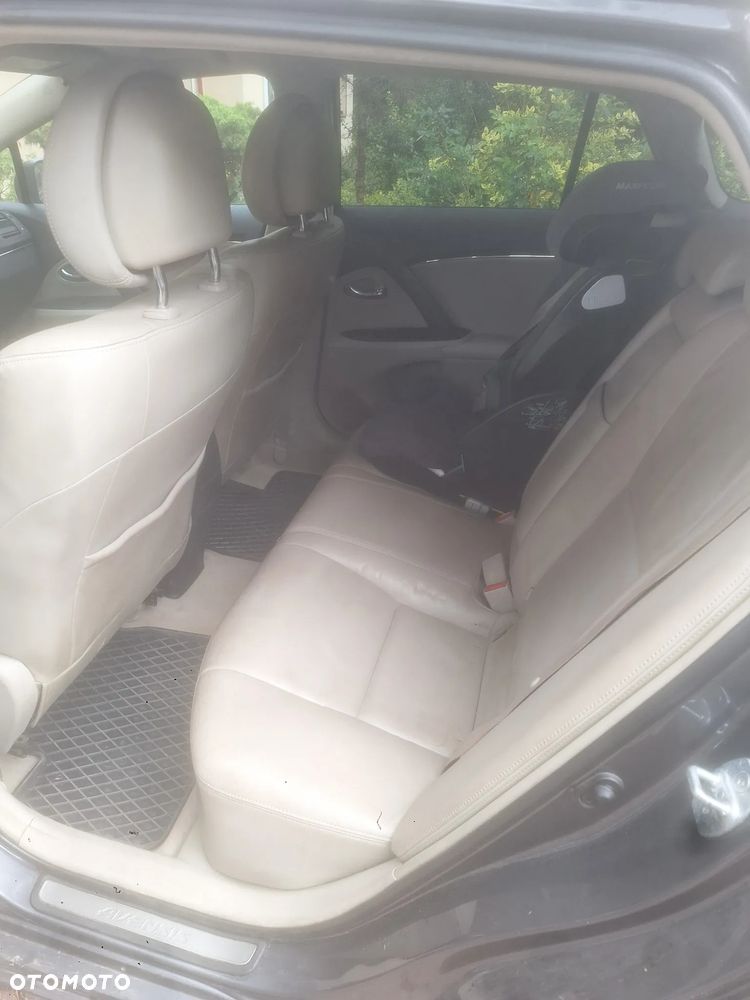 Toyota Avensis 2.0 D-4D Sol plus+NAVI - 7