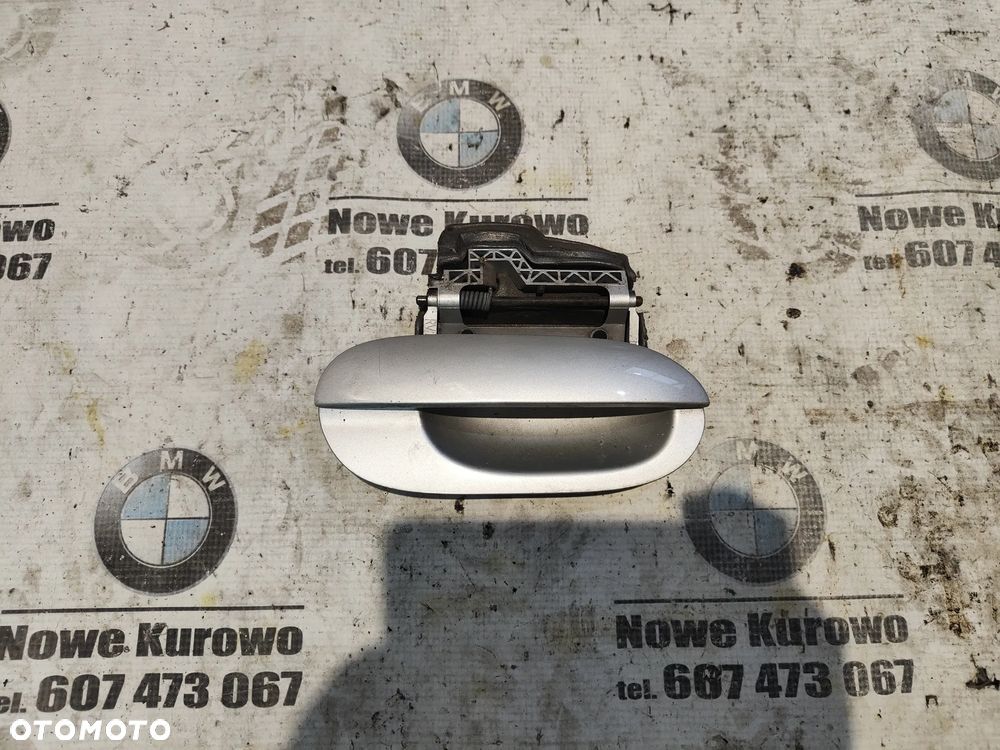 BMW E39 Klamka zewnętrzna prawa Titansilber 354/7 - 1