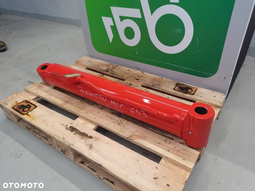 Manitou MLT.... {Cylinder hydrauliczny teleskopa} - 13