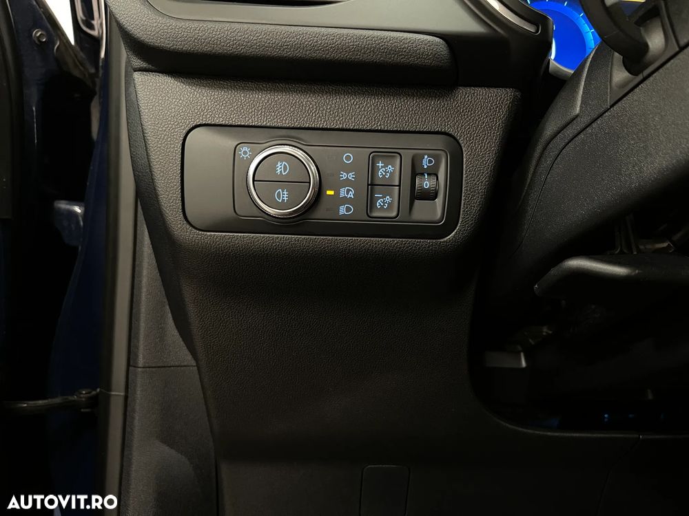 Ford Kuga 1.5 EcoBoost TITANIUM - 26