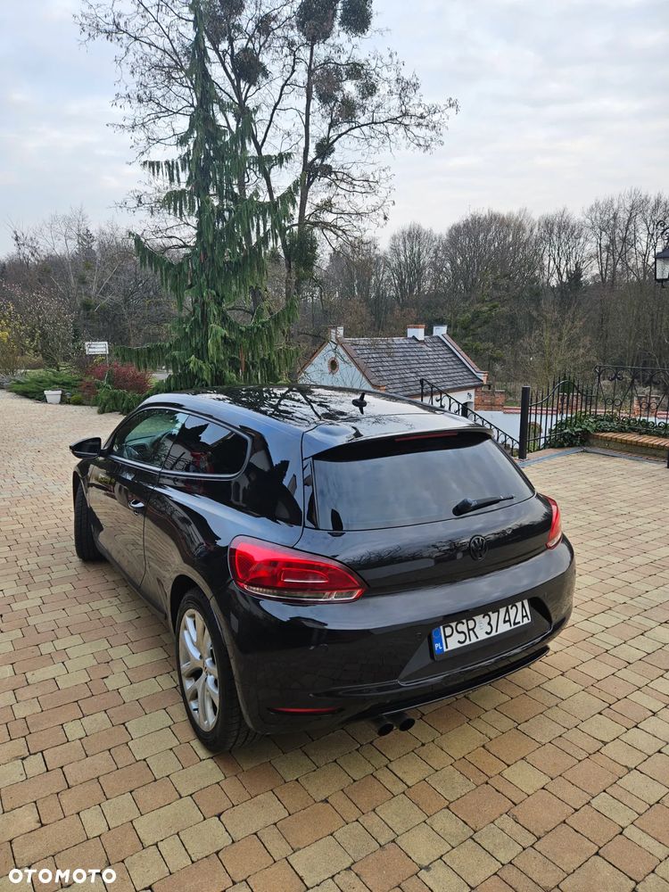 Volkswagen Scirocco 2.0 TDI DSG - 7