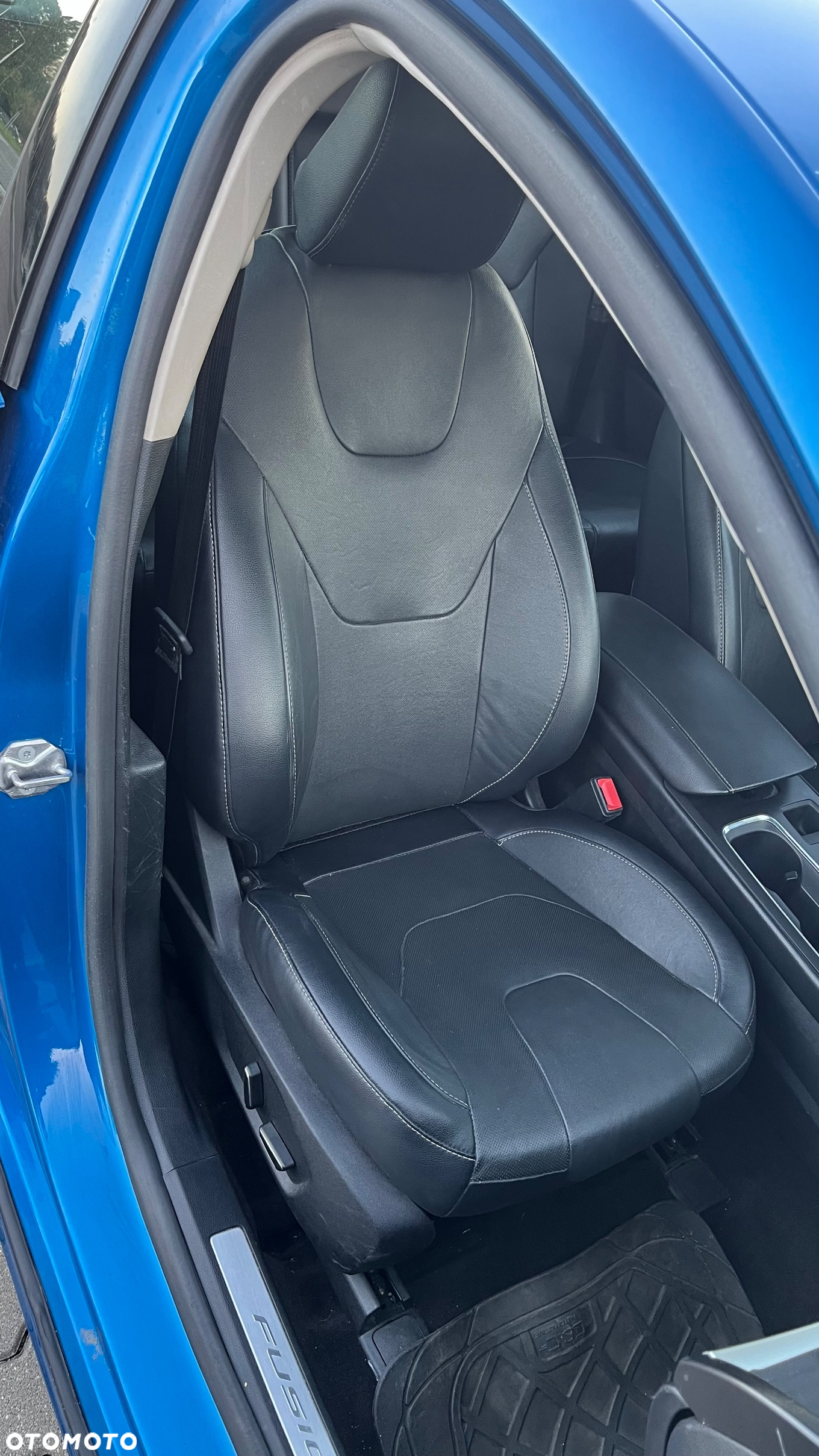 Ford Fusion 2.0 EcoBoost Titanium - 11