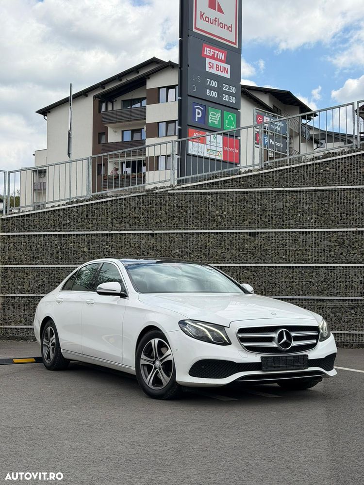 Mercedes-Benz E 220 d 9G-TRONIC - 2