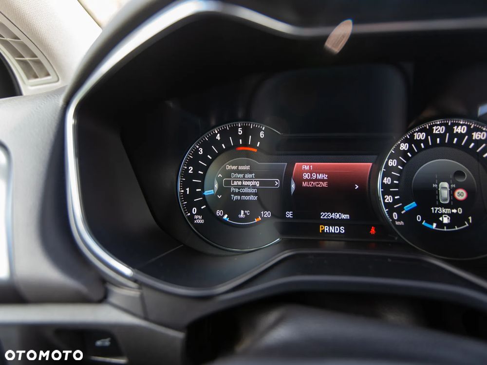 Ford Mondeo Turnier 2.0 TDCi Bi-Turbo PowerShift-Aut Titanium - 30