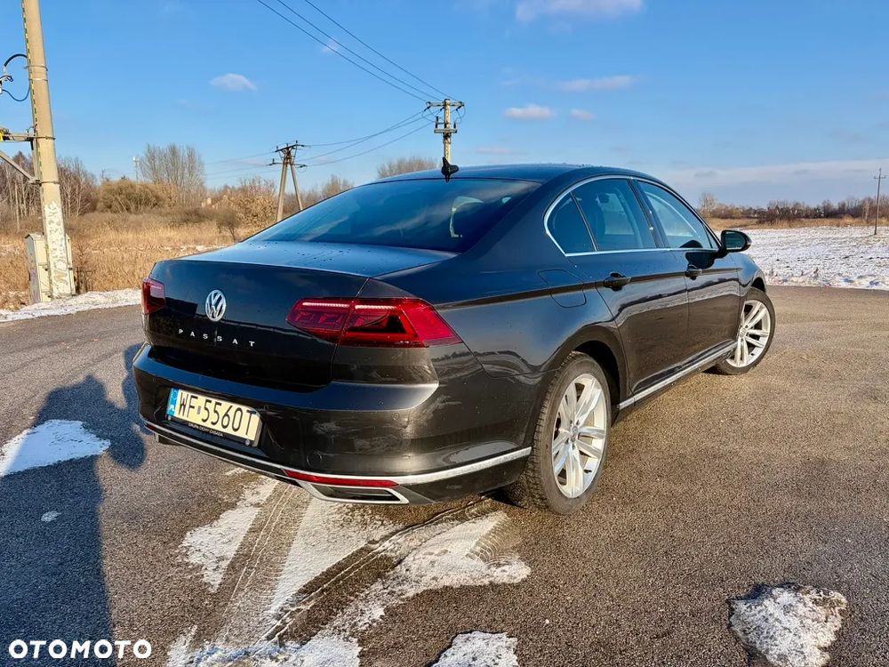 Volkswagen Passat 2.0 TSI Elegance DSG - 4