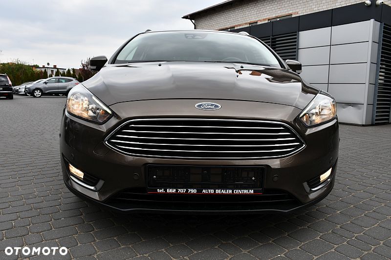 Ford Focus 1.5 EcoBlue Start-Stopp-System TITANIUM DESIGN - 5