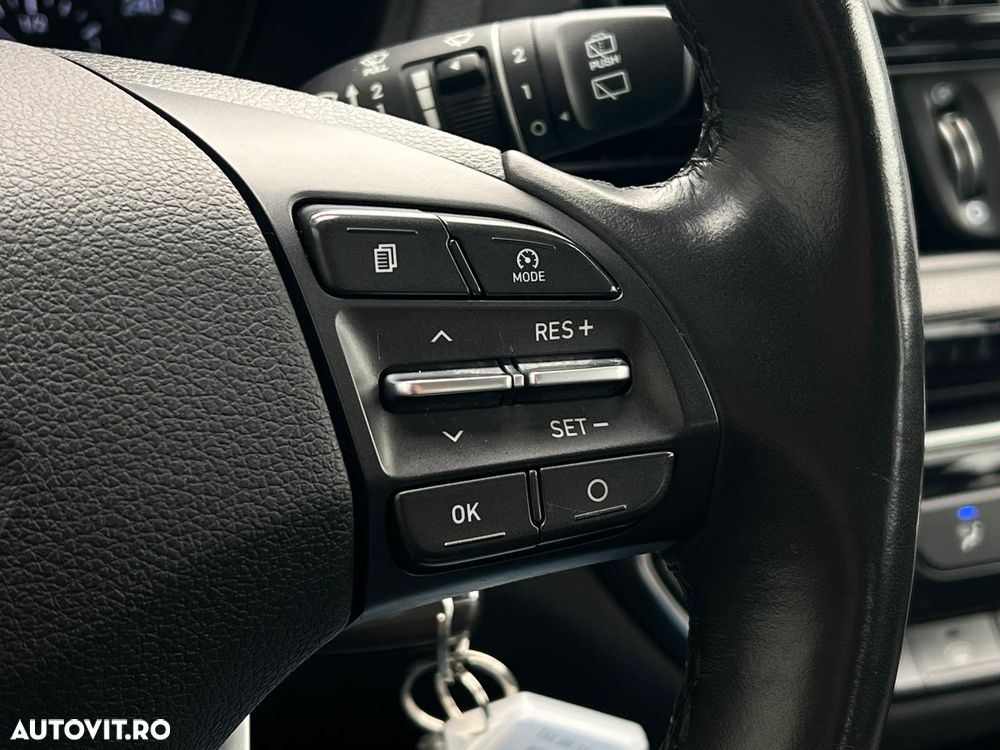 Hyundai i30 1.4 100CP 5DR M/T Comfort - 21