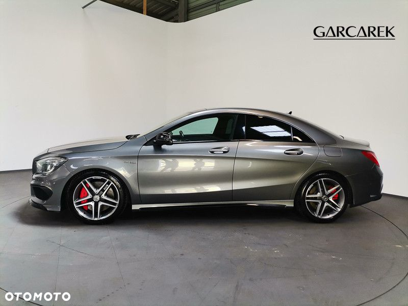Mercedes-Benz CLA 45 AMG 4-Matic - 8
