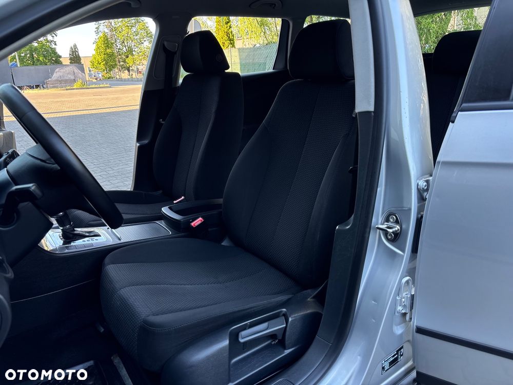 Volkswagen Passat 2.0 TDI Trendline DSG - 6