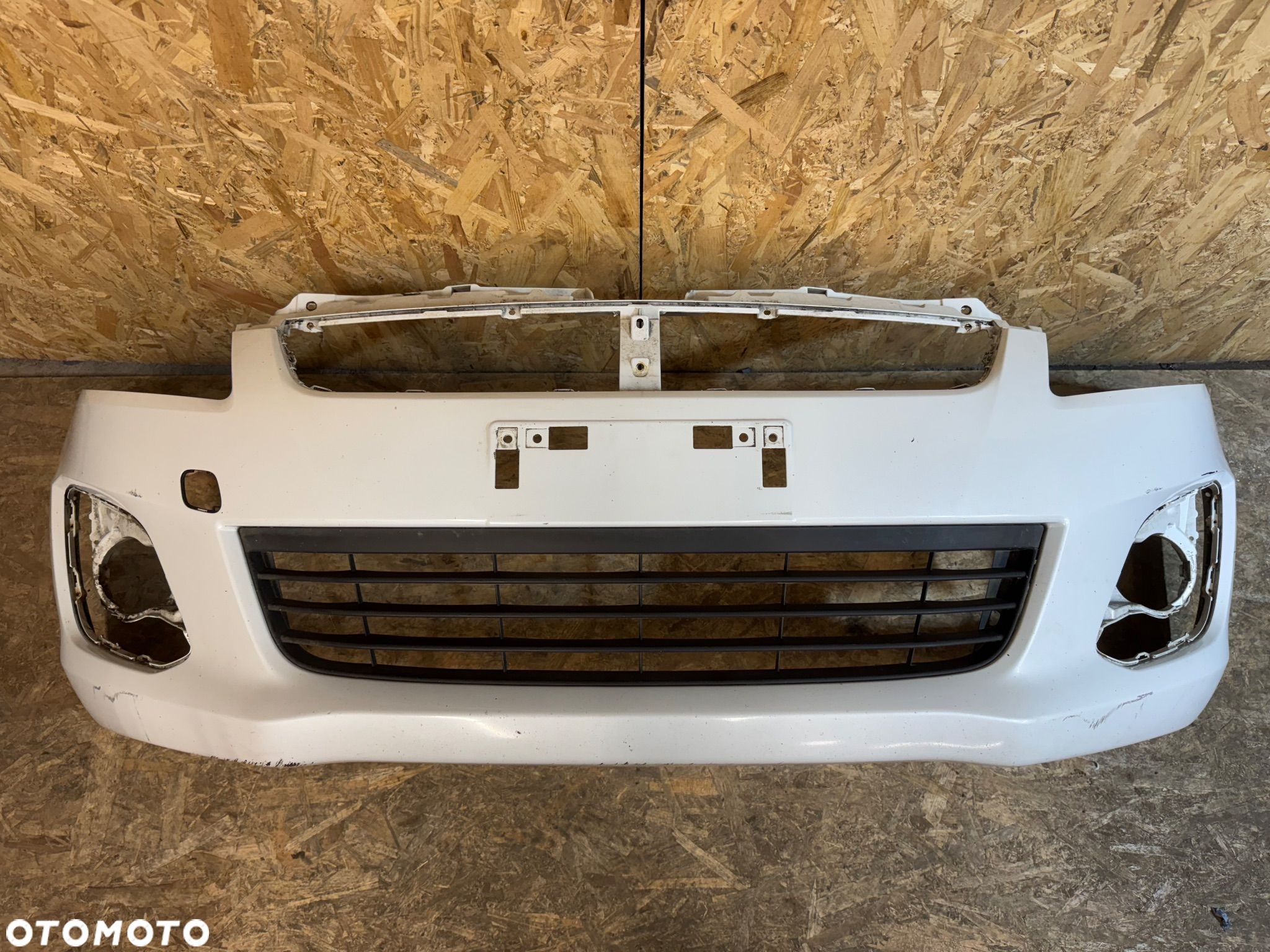 Zderzak przód Suzuki Swift mk7 lift - 1