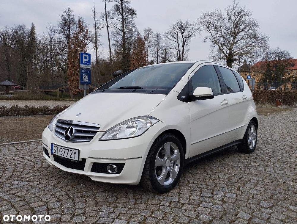 Mercedes-Benz Klasa A 160 CDI Elegance DPF BlueEFFICIENCY - 2