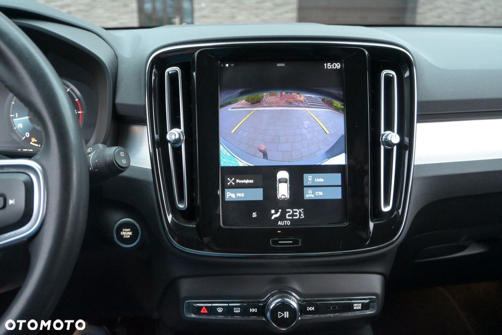 Volvo XC 40 D3 Momentum Pro - 14