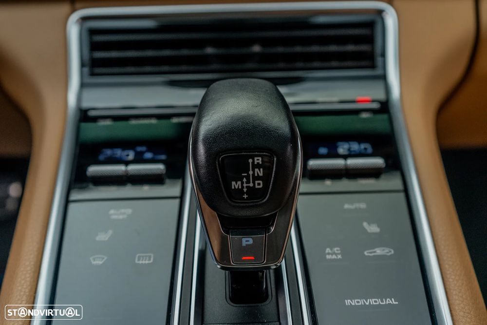 Porsche Panamera Sport Turismo 4 E-Hybrid - 37