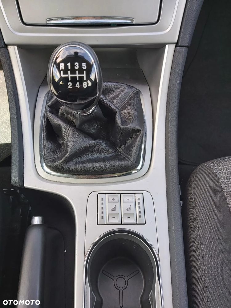 Ford Mondeo 1.8 TDCi Silver X - 29