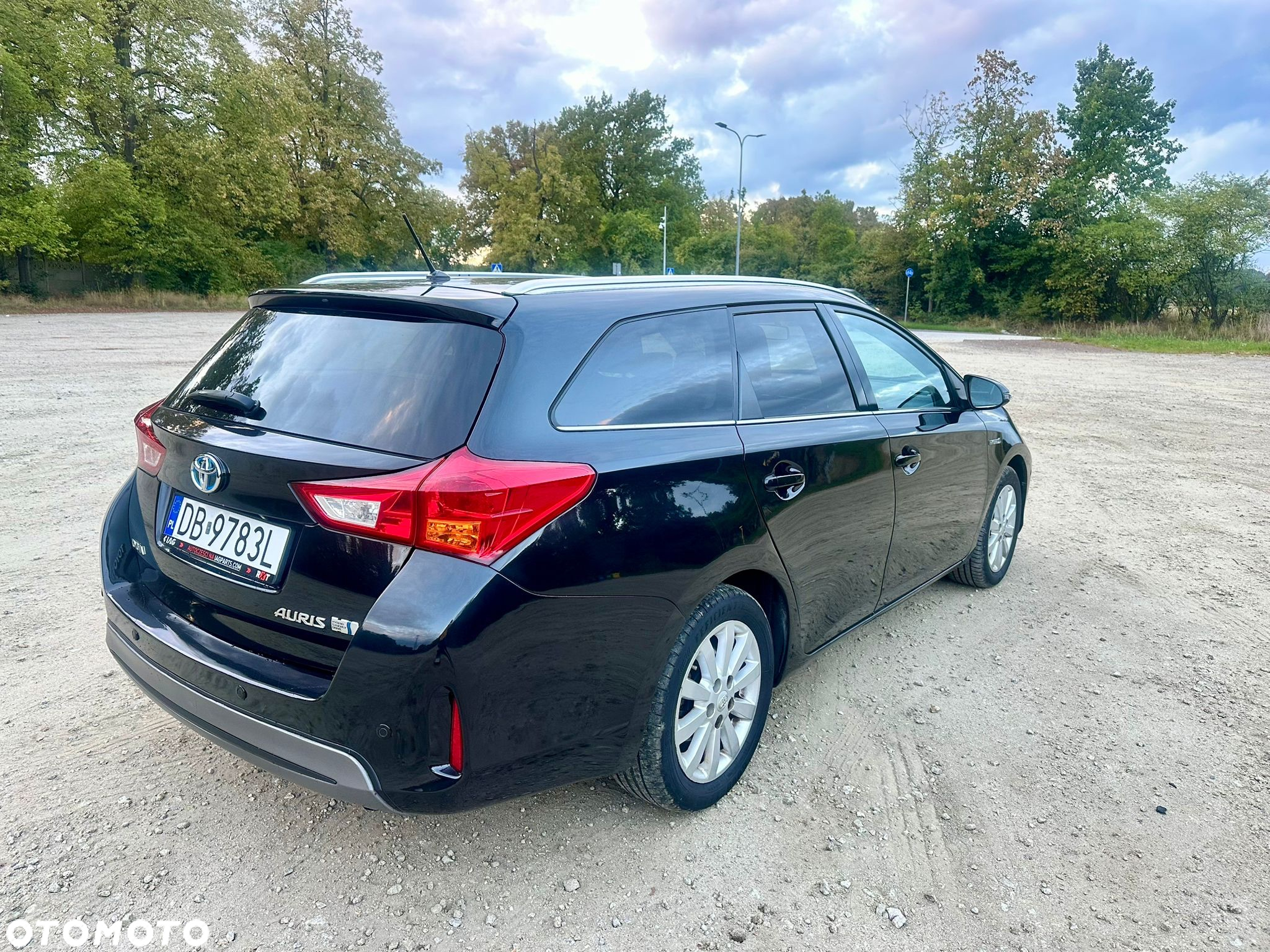 Toyota Auris 1.8 VVT-i Hybrid Automatik Touring Sports Edition - 5