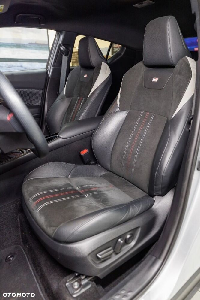 Toyota C-HR - 8
