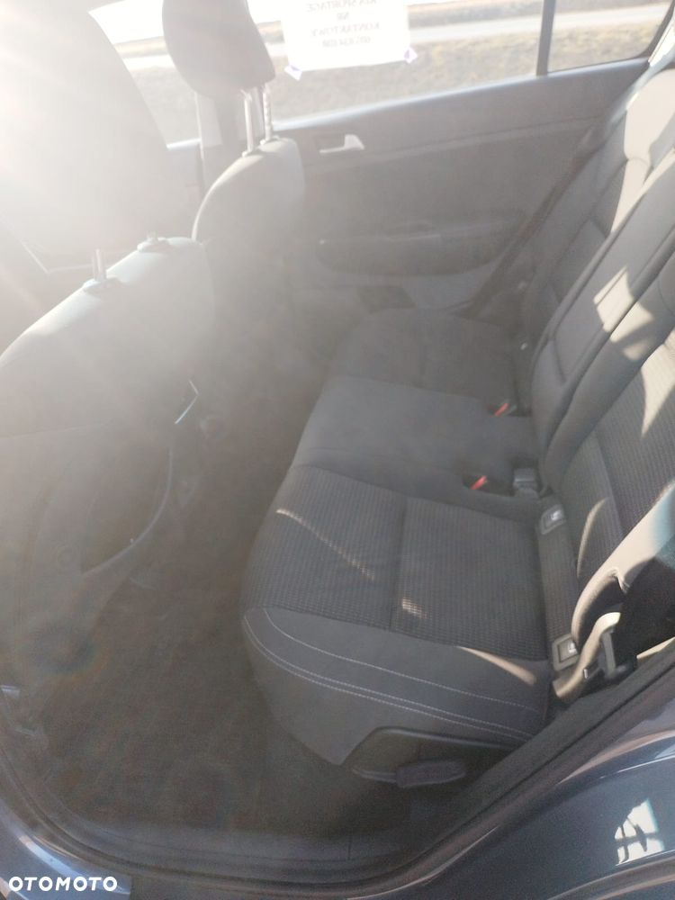 Kia Sportage 1.6 GDI 2WD DREAM-TEAM EDITION - 8