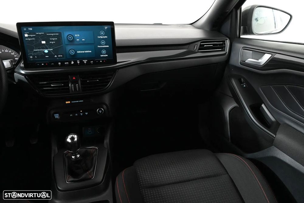 Ford Focus 1.0 EcoBoost MHEV ST-Line - 16