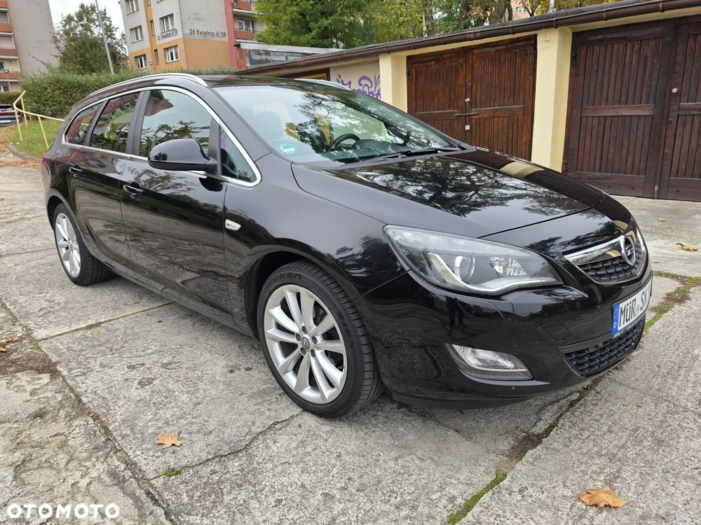 Opel Astra 1.4 T Cosmo S&S - 2