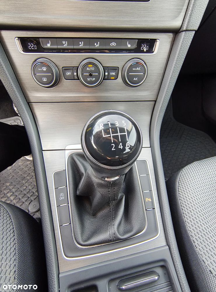 Volkswagen Golf VII 1.4 TSI BMT Comfortline Perfectline - 16
