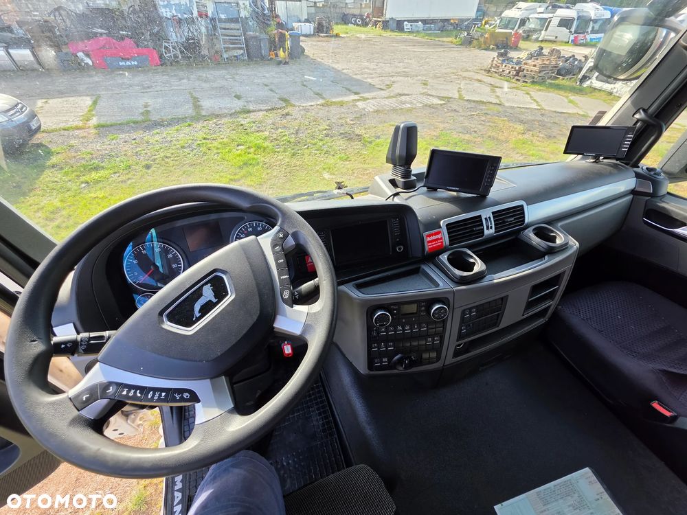 MAN TGS 26.470 6X2 2020 CHŁODNIA THERMO KING WINDA - 25