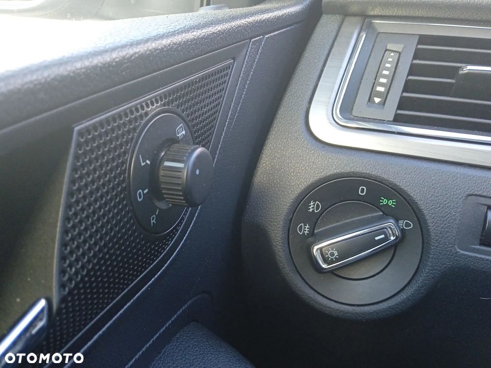 Skoda RAPID - 20
