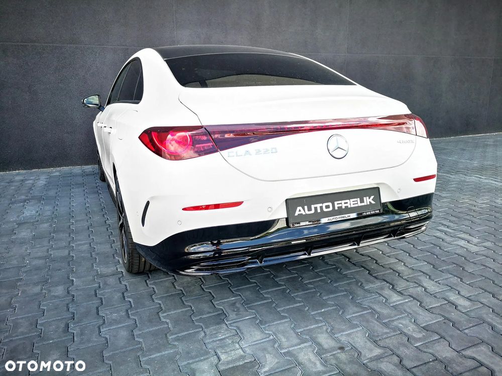 Mercedes-Benz CLA 220 mHEV 4-Matic 8G-DCT - 10