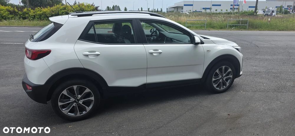 Kia Stonic 1.4 L - 10