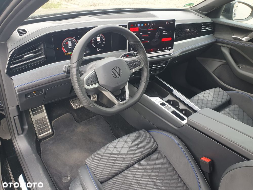 Volkswagen Passat 2.0 TDI (BlueMotion Technology) DSG Highline - 10