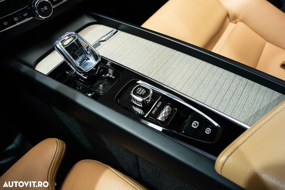 Volvo XC 60 T8 Twin Engine AWD Inscription - 15