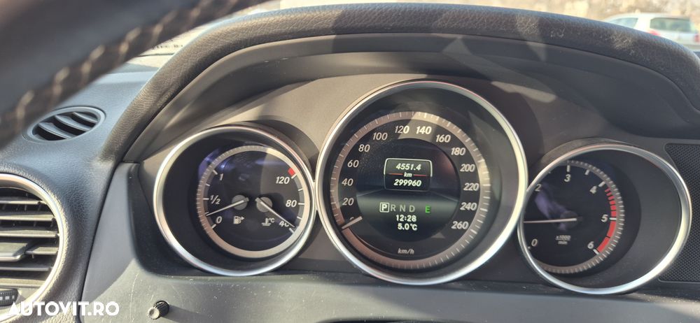 Mercedes-Benz C - 13