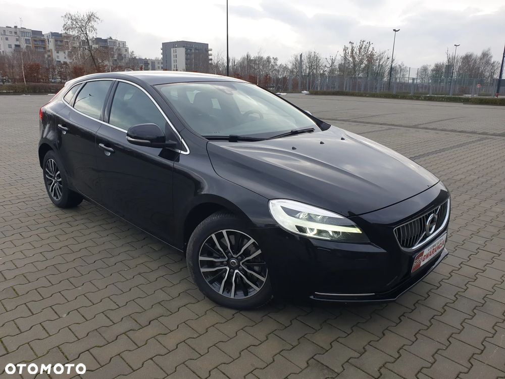 Volvo V40 D3 Inscription - 2