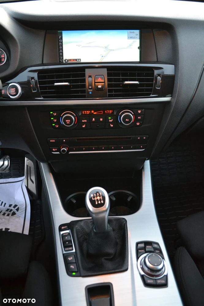 BMW X3 xDrive20d Blue Performance - 8