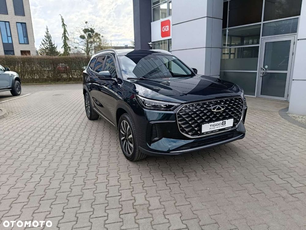 Chery Tiggo 8 - 10