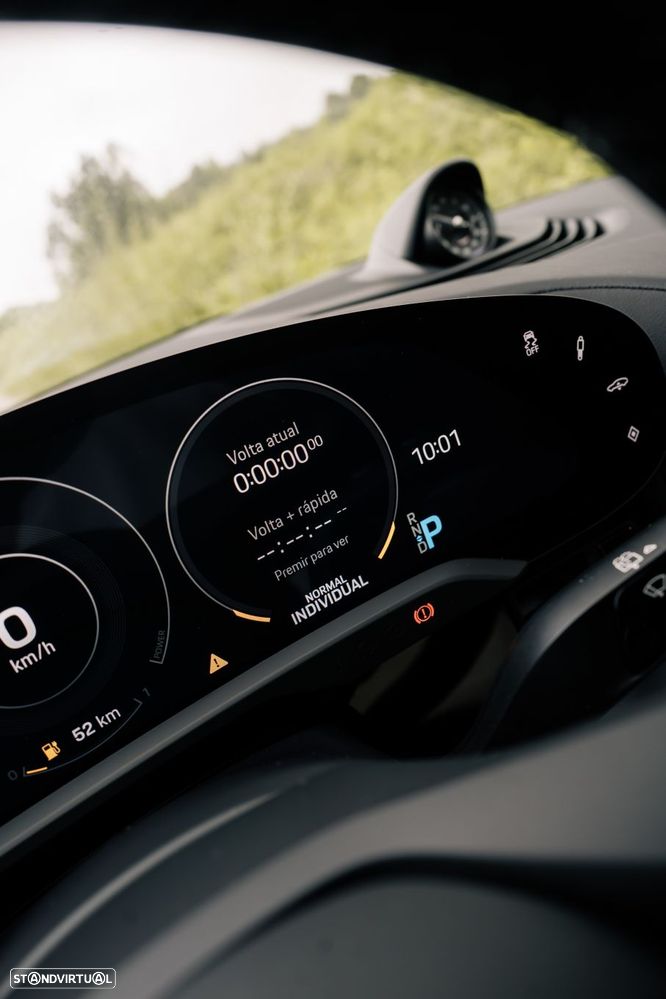 Porsche Taycan Sport Turismo - 36