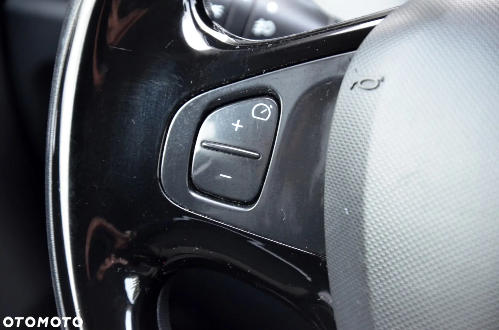 Renault Captur - 21