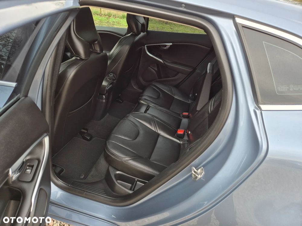 Volvo V40 D3 Geartronic Inscription - 14