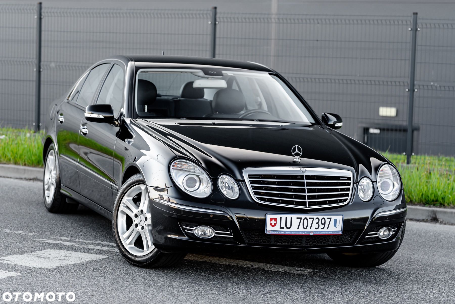 Mercedes-Benz Klasa E 200 BlueEFFICIENCY 7G-TRONIC Avantgarde - 1
