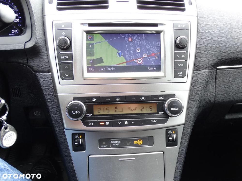 Toyota Avensis Combi 1.8 Business Edition - 17