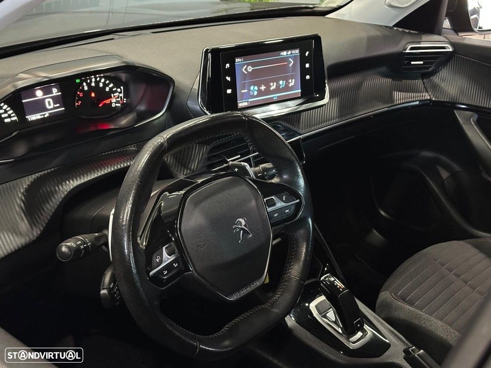 Peugeot 2008 1.2 PureTech Allure Pack EAT8 - 7
