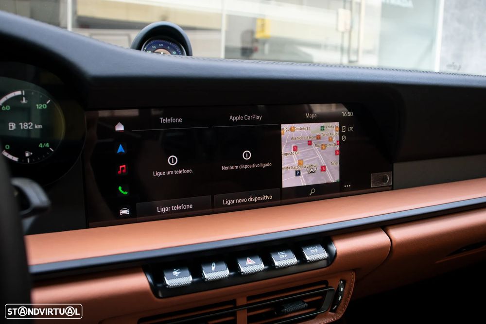 Porsche 911 (992) S/T - 23