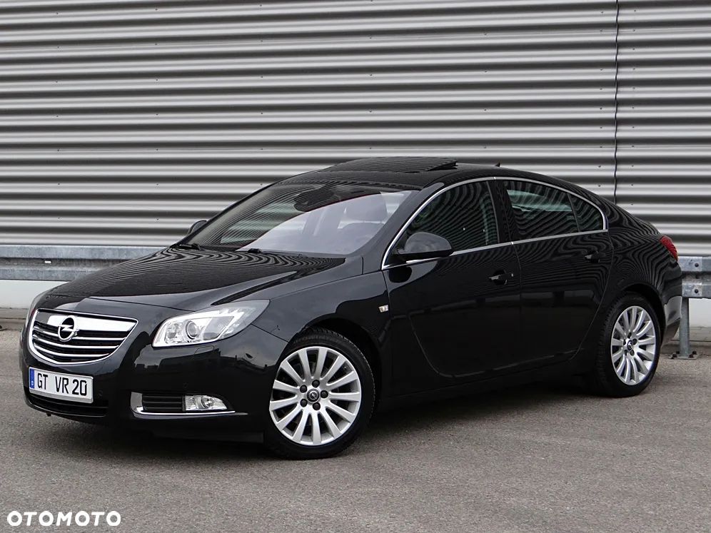 Opel Insignia 2.0 Turbo - 12